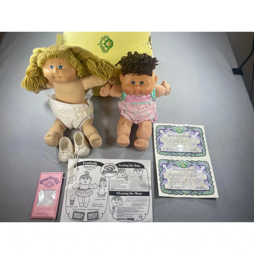 Vintage Cabbage Patch Kids Dolls Bundle Blonde Brunette with Birth Certificate